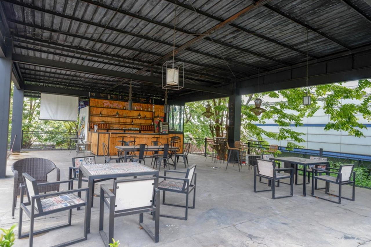 Hotel New Puri Garden Bandara Semarang Extérieur photo
