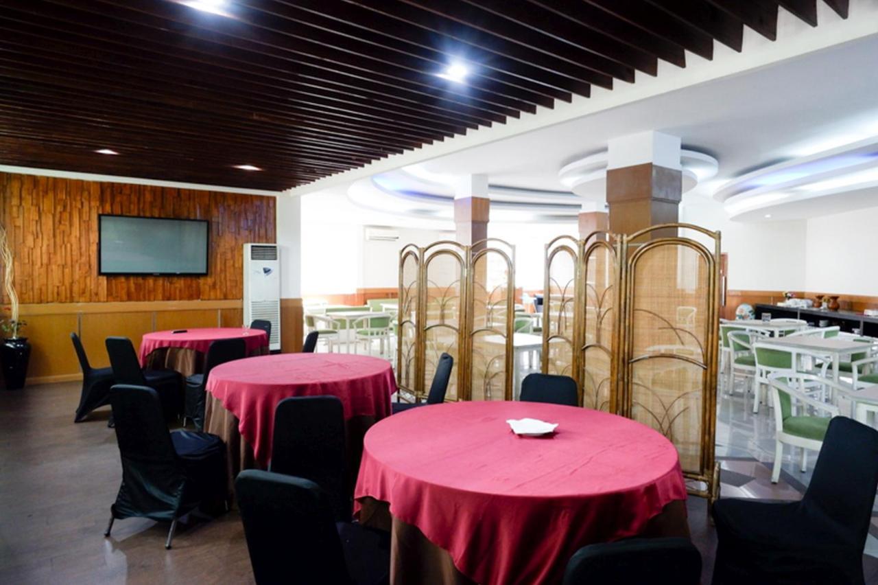 Hotel New Puri Garden Bandara Semarang Extérieur photo