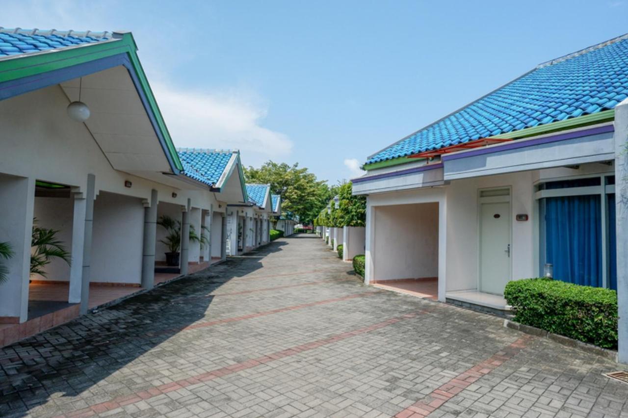 Hotel New Puri Garden Bandara Semarang Extérieur photo
