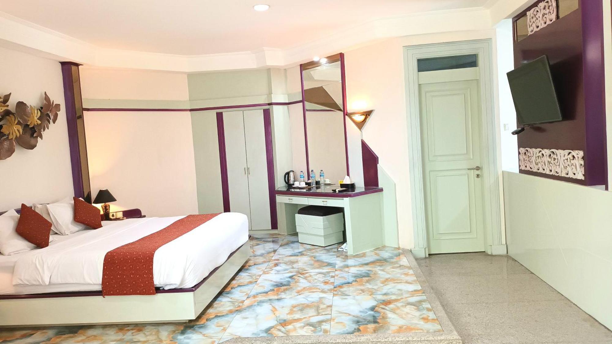 Hotel New Puri Garden Bandara Semarang Extérieur photo