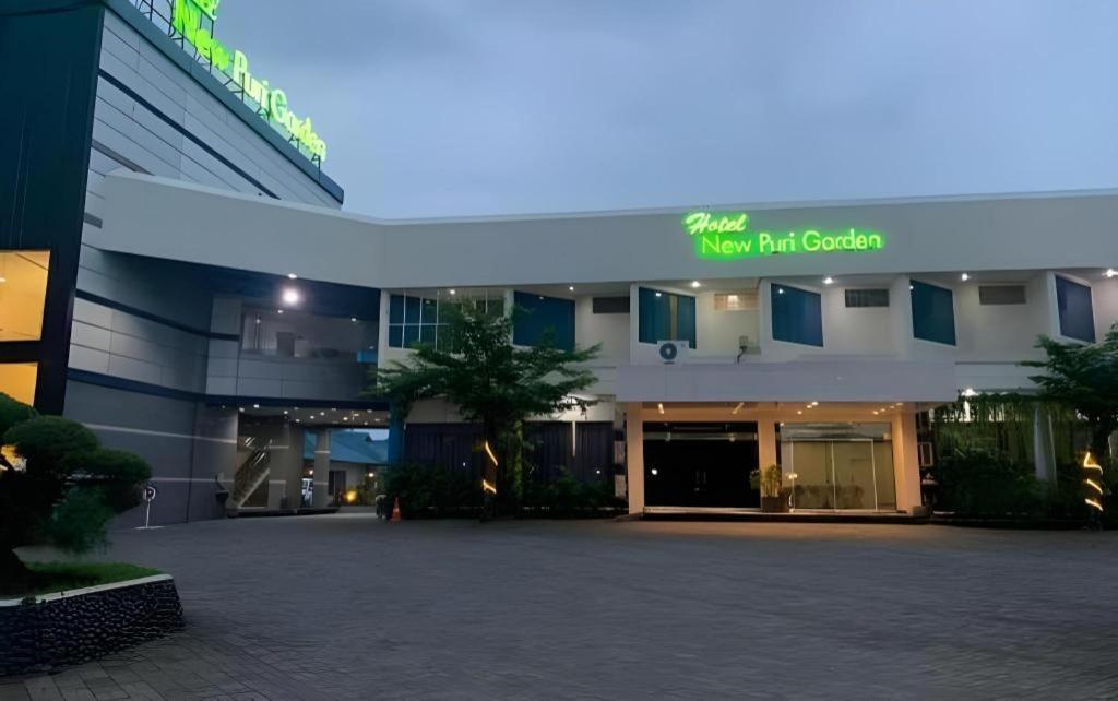 Hotel New Puri Garden Bandara Semarang Extérieur photo